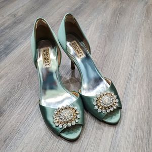 Badgley Mischka satin dress heels